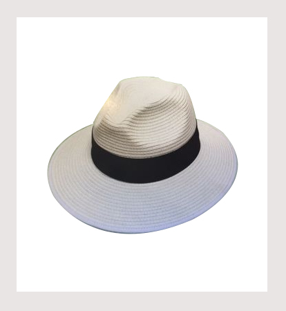 white safari hat